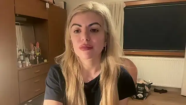 princess17 online show from December 19, 3:10 am