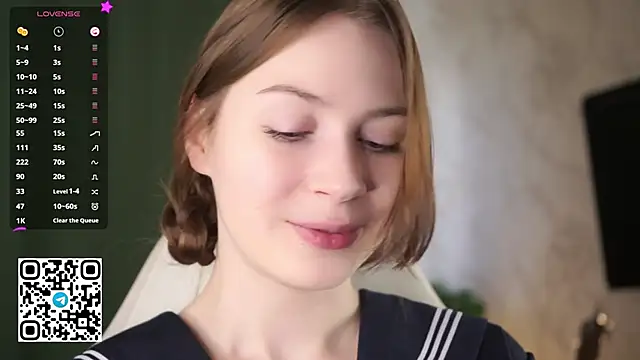 Snapshot of Stella_of_steel chatting on October 24, 9:49 am Stella of steel online show from October 24, 9:49 am