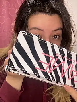 Blair Bunnyy online show from April 10, 7:25 am