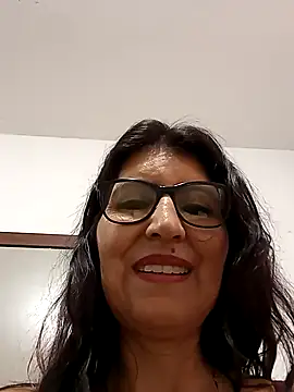 swity foster online show from October 25, 1:30 pm