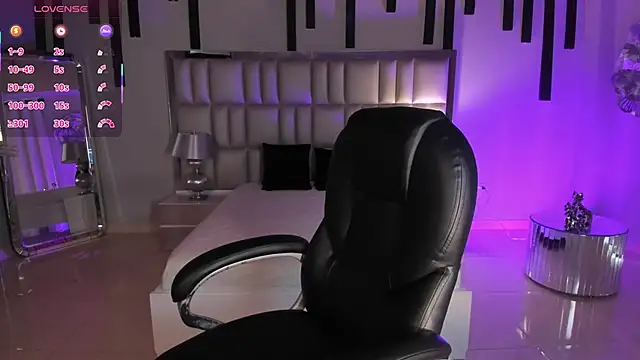 MaddisonTaylor1 online show from January 31, 7:23 pm