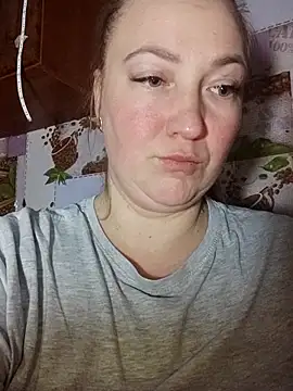 Kiss Eva online show from February 4, 5:27 pm