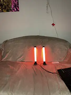 April Purr online show from April 18, 10:40 am