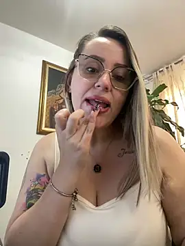 CurvyLust x online show from May 11, 2:08 pm