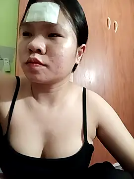 emyeuhss online show from October 2, 3:50 pm