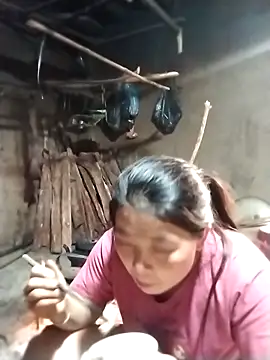 quynhkoolbae online show from March 16, 12:02 am