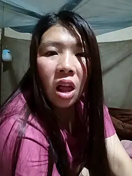 quynhkoolbae online show from March 31, 1:00 pm