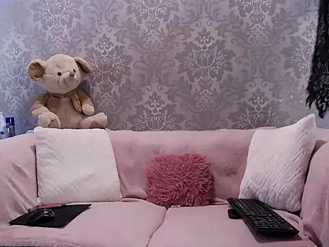 Ella Raven online show from April 15, 5:19 am