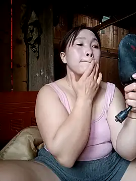 miumiu 00 online show from March 24, 8:20 am