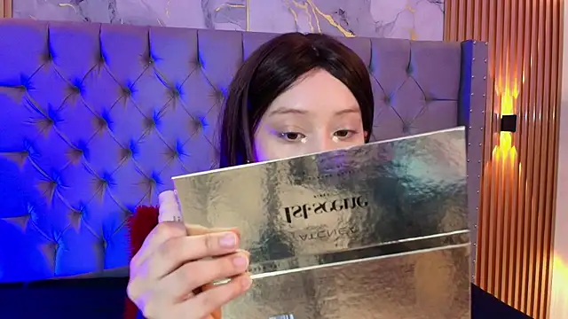 Suxan White  online show from January 14, 12:43 pm