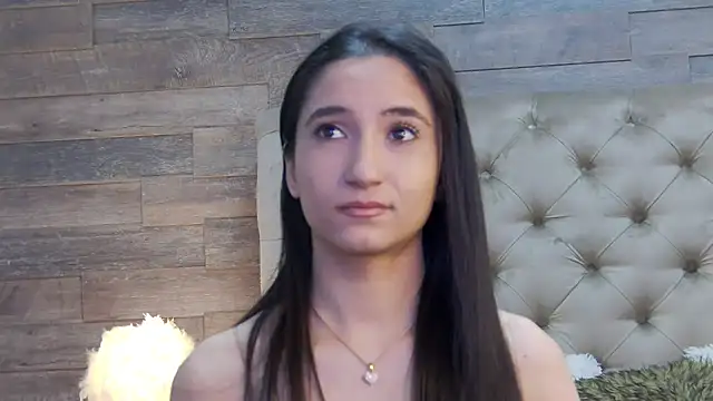 CarolinaBlair online show from December 21, 8:18 am