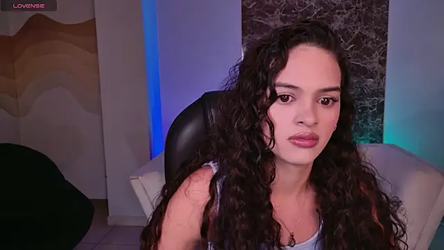 Snapshot of AprilRhodes_ chatting on October 23, 2:39 am AprilRhodes online show from October 23, 2:39 am