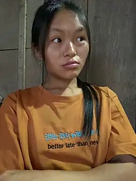 milo bae online show from April 14, 10:43 pm