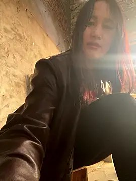 phungtiti online show from January 12, 6:18 am