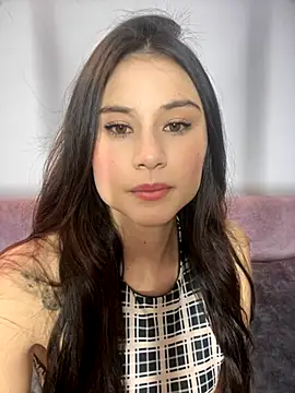 Snapshot of VioletaLorette chatting on September 18, 2:43 am VioletaLorette online show from September 18, 2:43 am