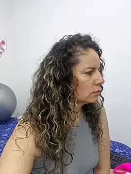 Nina vallon online show from September 23, 10:46 am