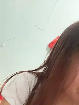 qinejr37 online show from October 25, 12:29 am