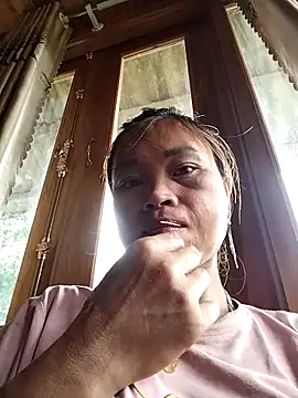   Ngoc20   online show from April 27, 5:59 am