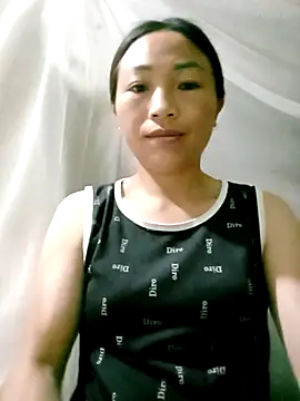 lucybaby00 online show from April 11, 10:02 pm