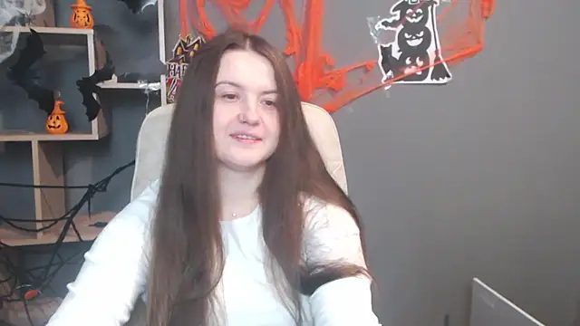 MavkaCute online show from November 3, 7:07 pm