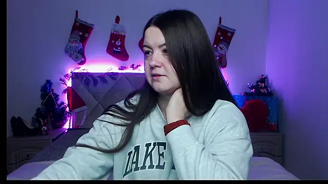 MavkaCute online show from January 8, 7:07 pm