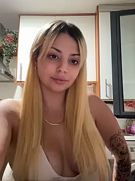 NoeliaGarcia17 online show from July 18, 11:18 pm