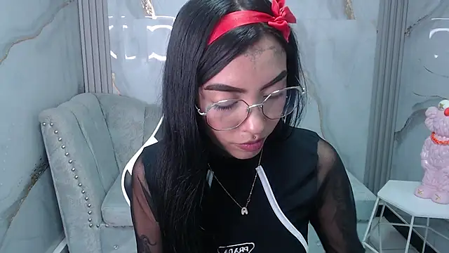 Ashley Blum v online show from September 25, 8:06 pm