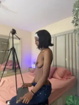 Keirahartz online show from May 12, 12:12 pm