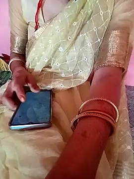 SpicyRoshni online show from May 17, 5:06 am