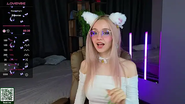 exxxcore  online show from October 24, 12:01 pm