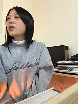 thaoyeuuu online show from December 16, 2:06 am