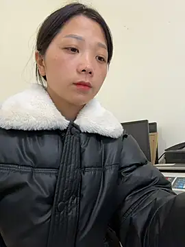 thaoyeuuu online show from November 17, 7:42 am