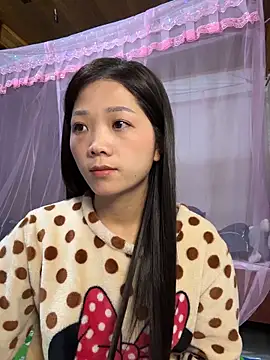 thaoyeuuu online show from November 13, 5:39 am