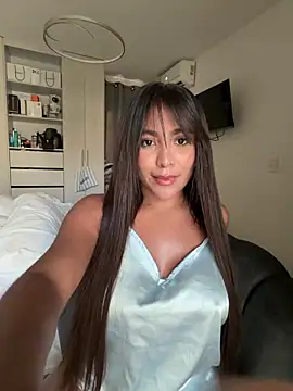 MegannHills online show from March 9, 8:34 pm