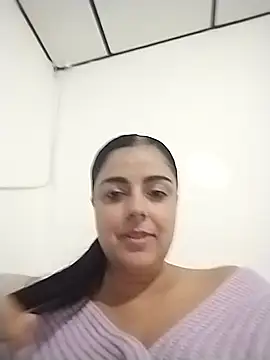 Snapshot of Nahomi_04 chatting on October 25, 11:22 pm Nahomi 04 online show from October 25, 11:22 pm
