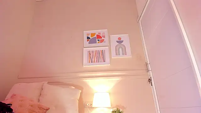  aleja x online show from October 6, 2:45 pm