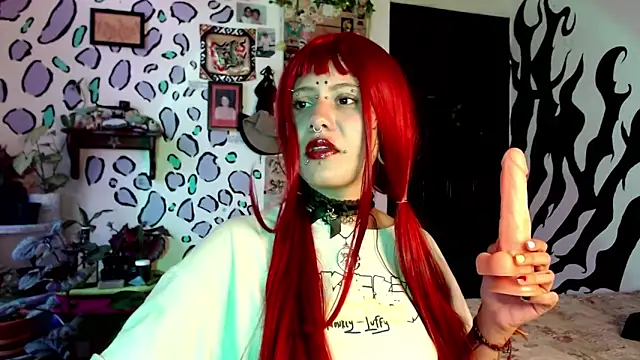 MistressMariam  online show from October 5, 10:15 pm