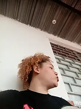 SirenRouge 69 online show from September 17, 9:35 pm