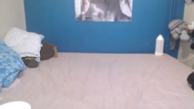 NADINNNE online show from April 1, 3:31 pm