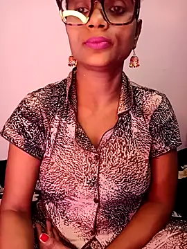 Snapshot of Mohini_Josh069 chatting on October 1, 12:54 pm Mohini Josh069 online show from October 1, 12:54 pm