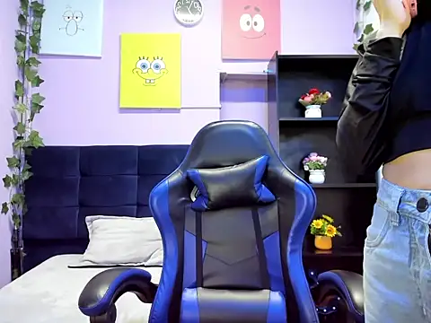 Snapshot of Tammy_Thompson_ chatting on September 26, 2:25 pm Tammy Thompson  online show from September 26, 2:25 pm