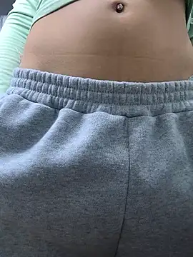 SweetBunnyGF online show from January 12, 11:32 pm