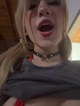 SweetBunnyGF online show from September 17, 11:03 pm