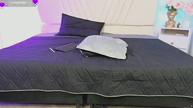 isabella cf online show from September 14, 6:33 am