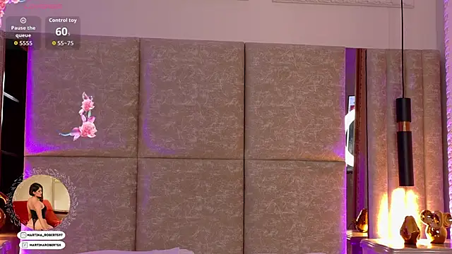 Martina-Roberts- online show from October 2, 3:55 am