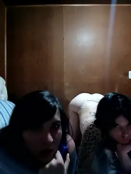 Snapshot of Astrogirl69 chatting on October 9, 11:42 pm Astrogirl69 online show from October 9, 11:42 pm