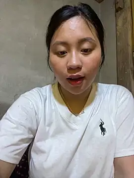 maianhcute online show from May 13, 4:07 am