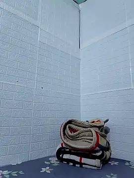 Singlemom69x online show from January 14, 6:40 am