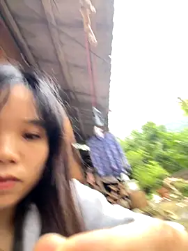 Snapshot of Ngoc-bbi chatting on October 21, 9:35 am Ngoc-bbi online show from October 21, 9:35 am