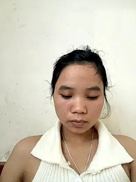 Snapshot of Ngoc-bbi chatting on October 10, 1:21 am Ngoc-bbi online show from October 10, 1:21 am